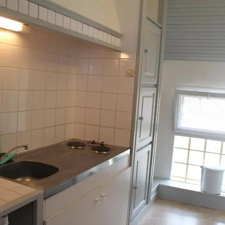 Studio La Roche-Posay, 1 Piece, 3 Personnes - Fr-1-541-51 *